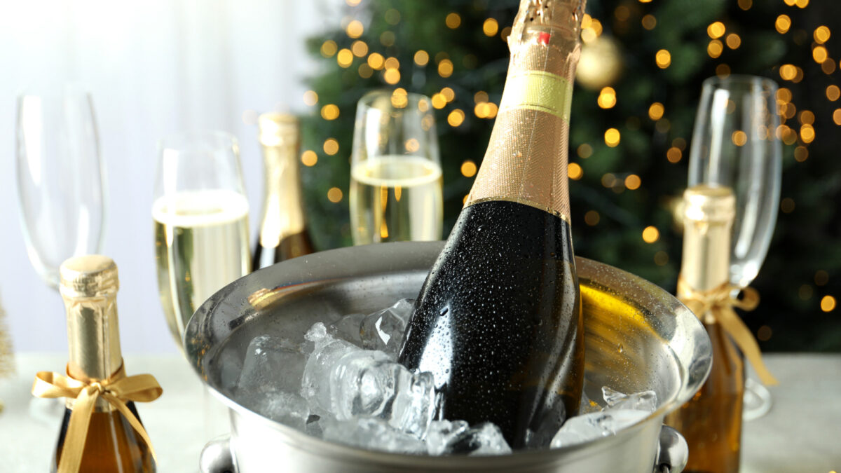 Pourquoi le champagne est le choix idéal pour célébrer Noël en famille ?